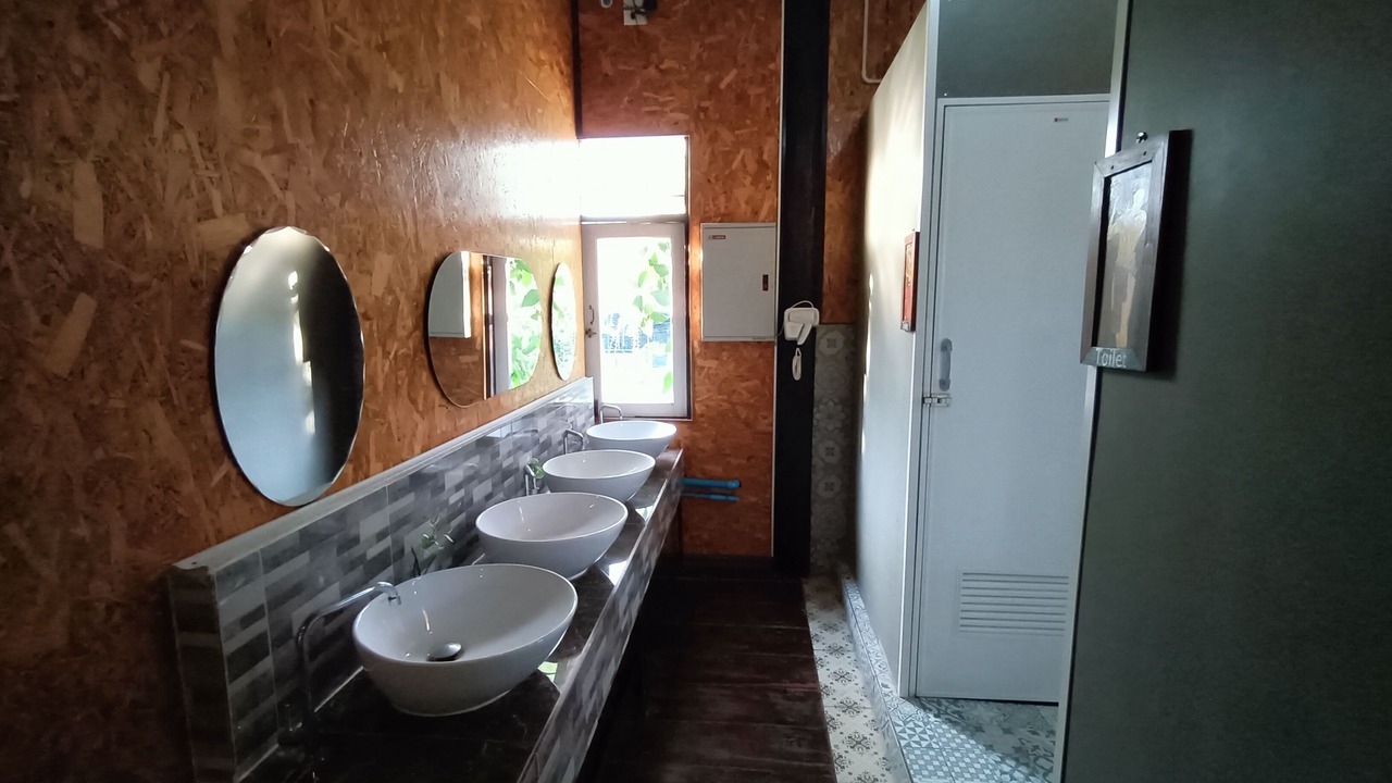 Photo of Bathroom in Thani