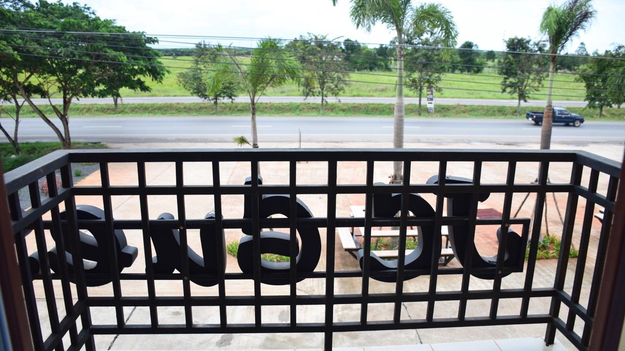 Photo of Patio Balcony in Phunphin