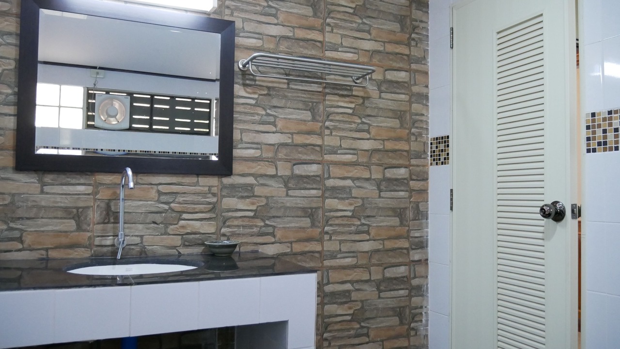 Photo of Bathroom in Si Satchanalai