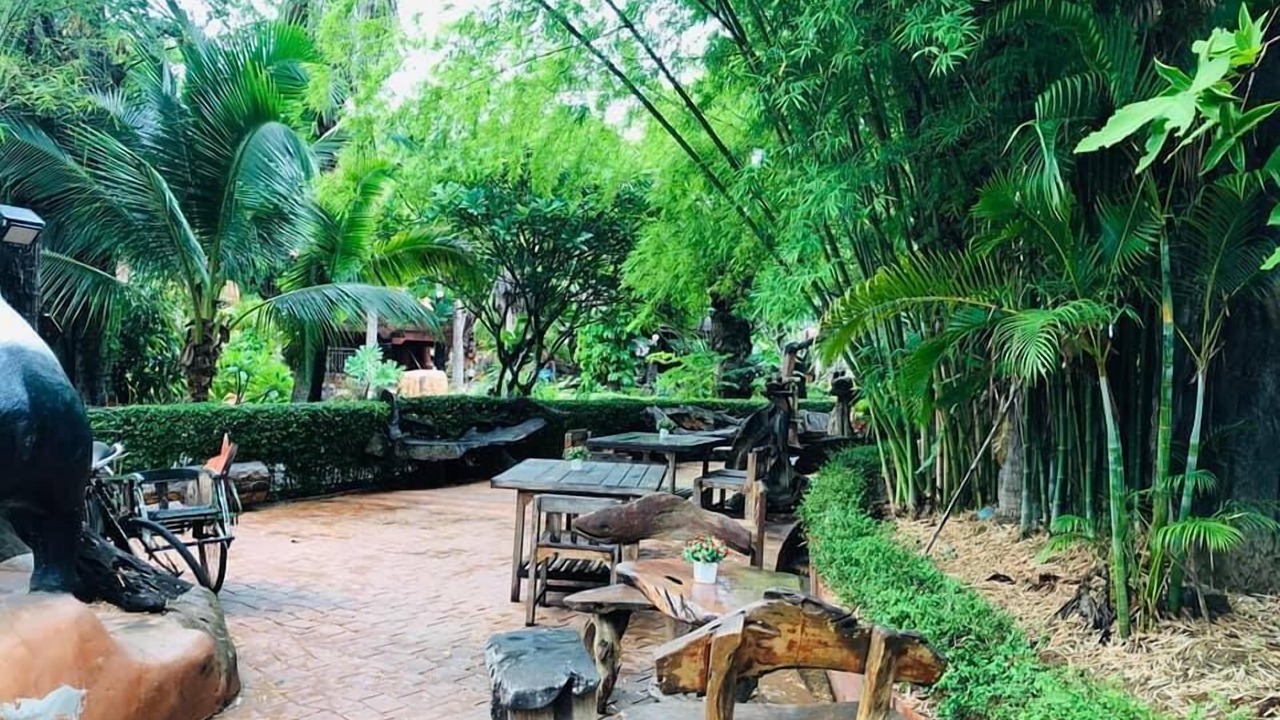 Photo of Others in Den Chai