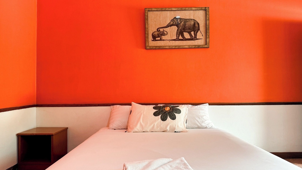 Photo of Bedroom in Sung Men