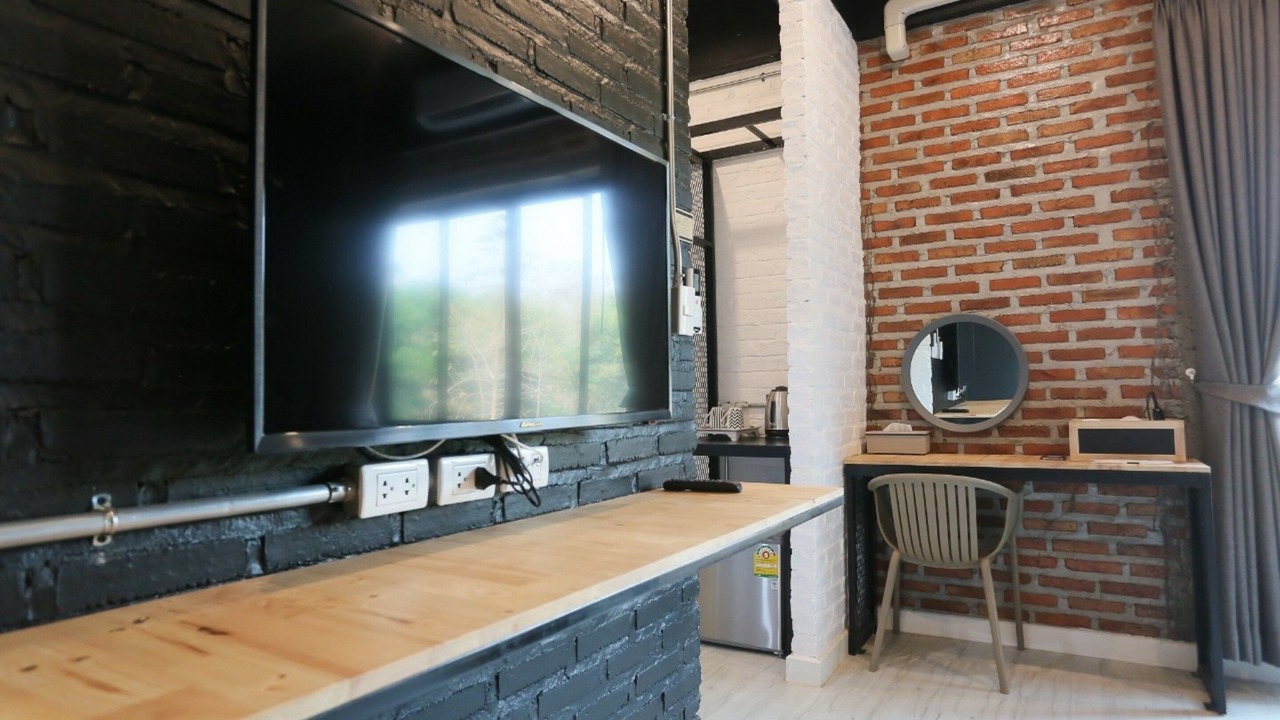 Photo of Bedroom in Mae Kon