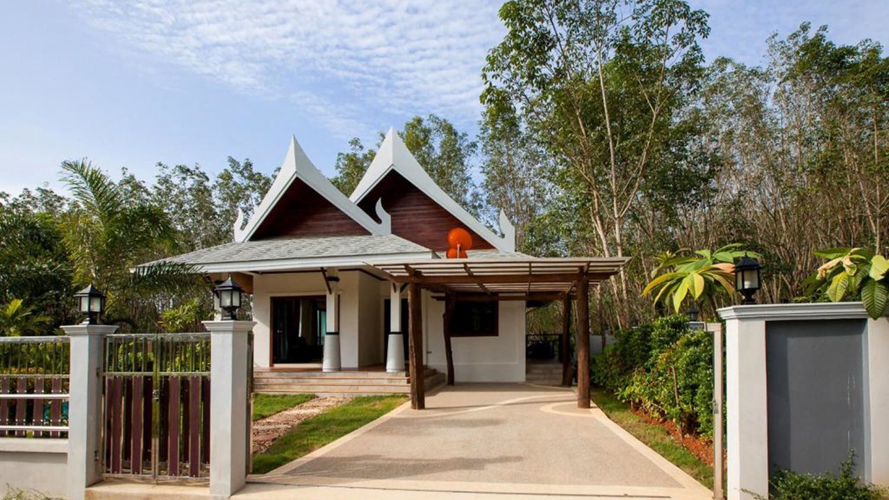 Photo of Buildings in Nong Thale