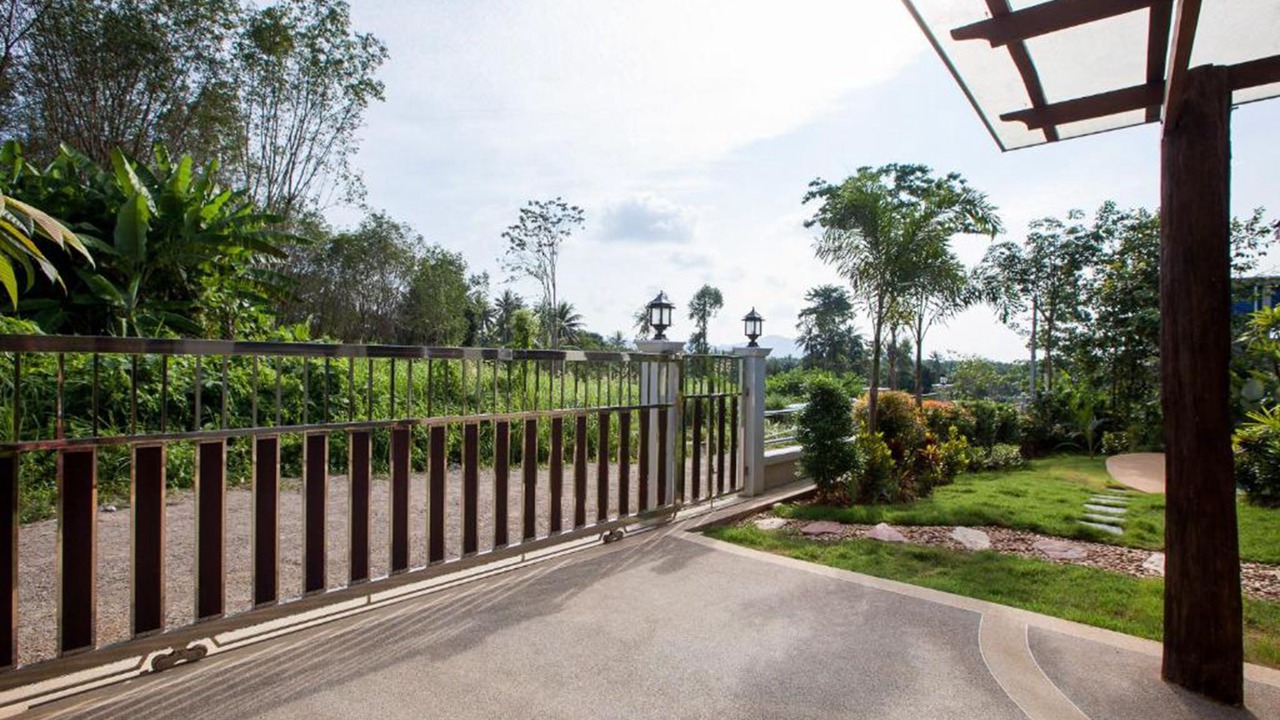 Photo of Patio Balcony in Nong Thale
