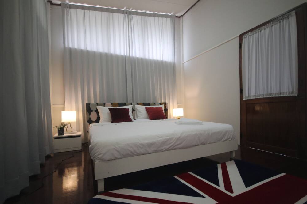 Photo of Bedroom in Phaya Thai