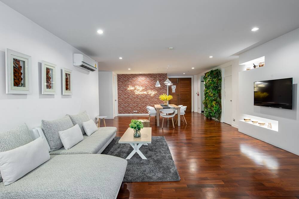 Photo of Bedroom in Chidlom