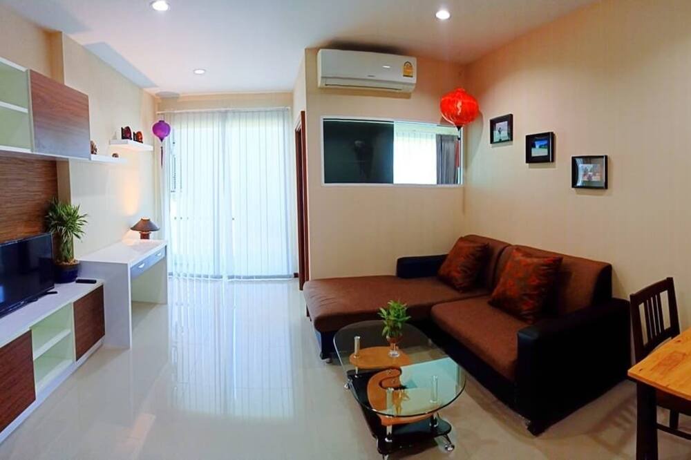 Photo of Livingroom in Thab Prik