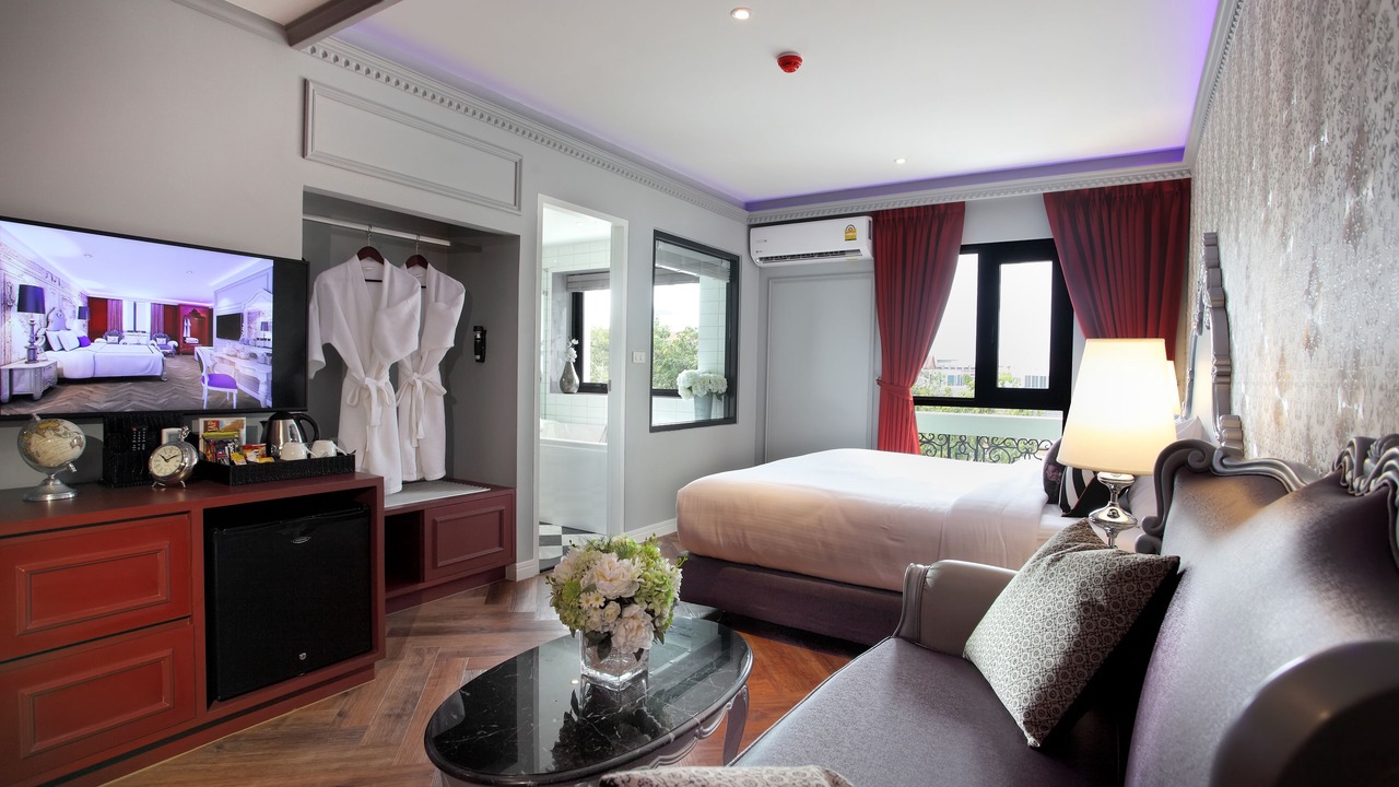 Photo of Bedroom in Talat Yot