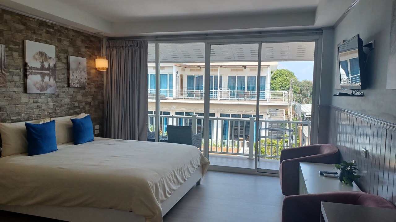 Photo of Bedroom in Koh Lan