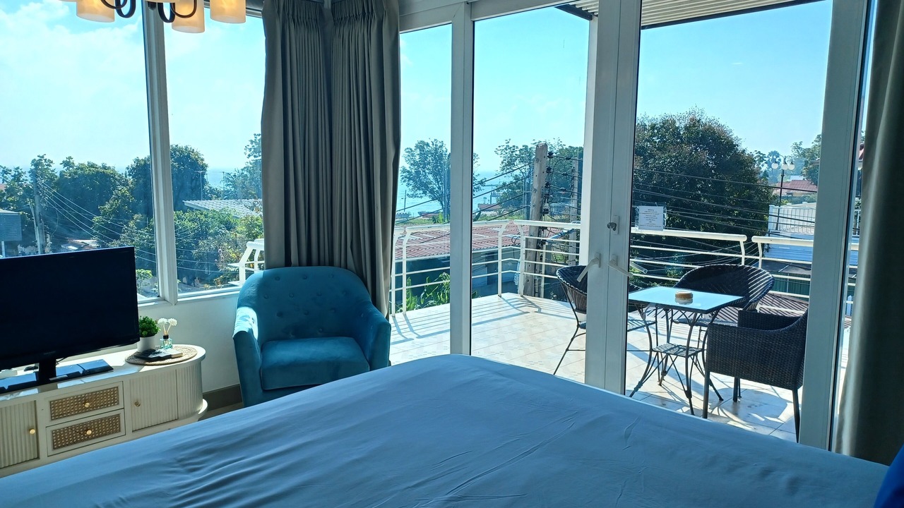 Photo of Bedroom in Koh Lan