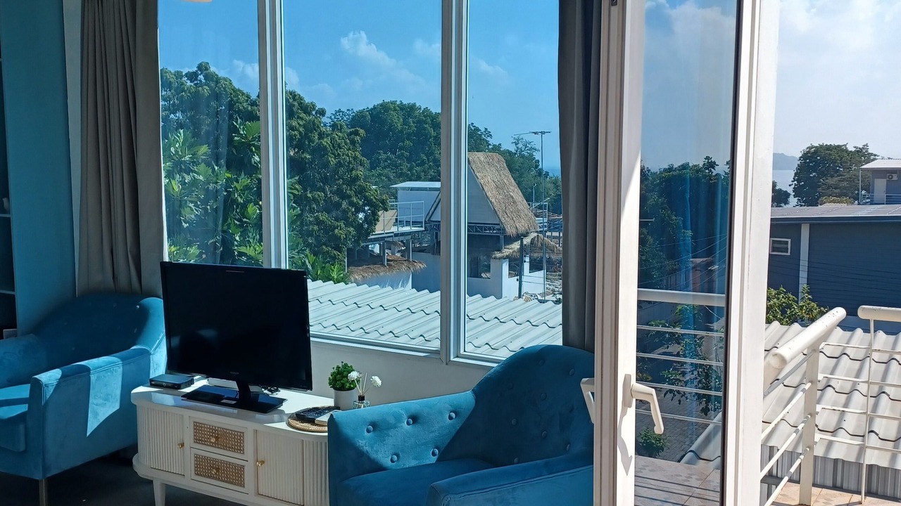 Photo of Bedroom in Koh Lan