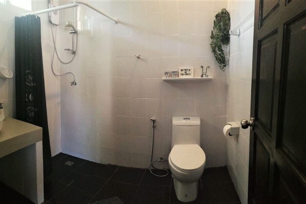 Photo of Bathroom in Ko Lanta
