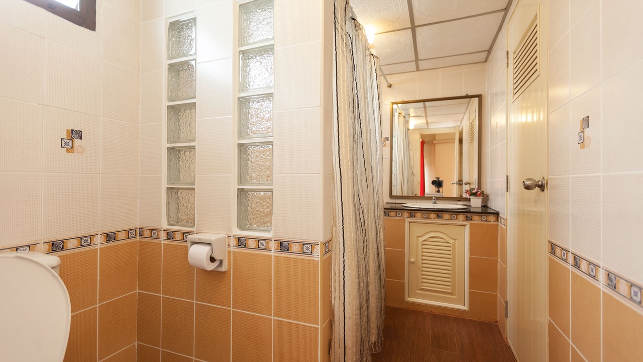 Photo of Bathroom in Ramkhamhaeng