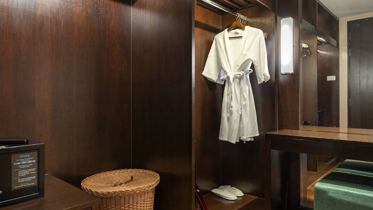 Photo of Bedroom in Thung Maha Mek