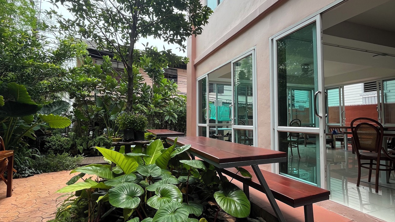 Photo of Outdoor in Wat Sam Phraya