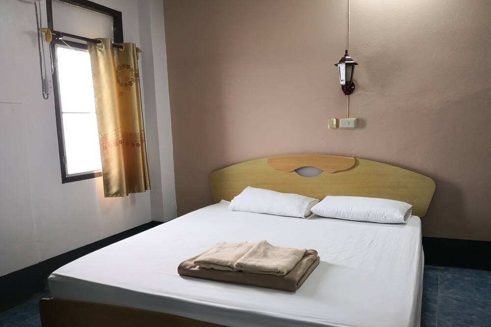 Photo of Bedroom in Phibun Mangsahan