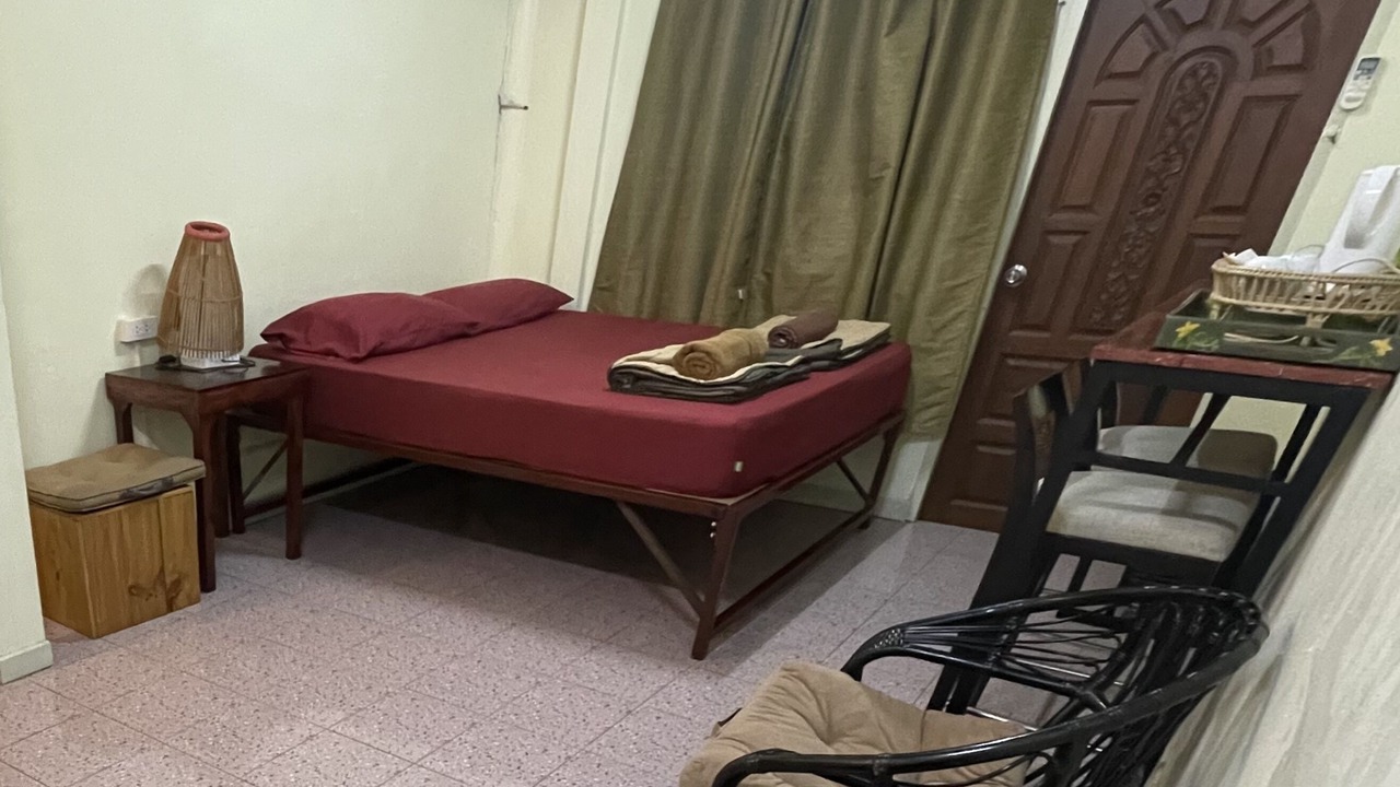 Photo of Bedroom in Wat Sam Phraya