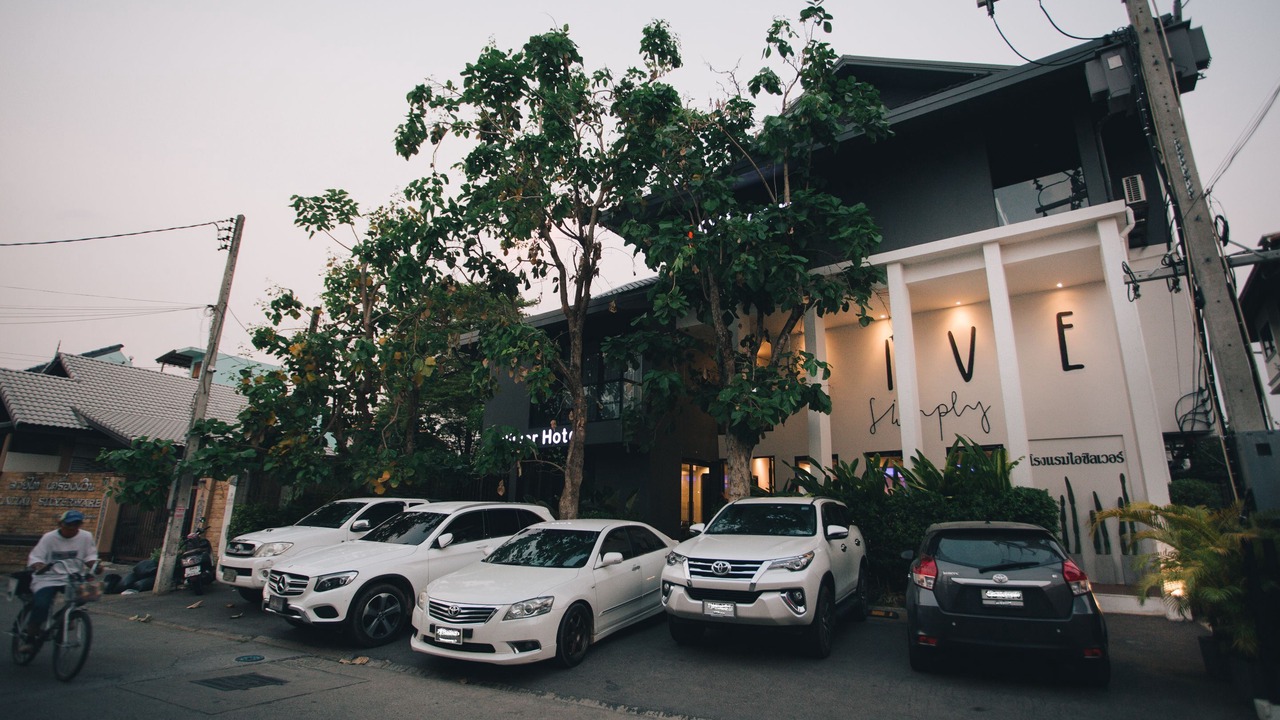 Photo of Outdoor in Wua Lai