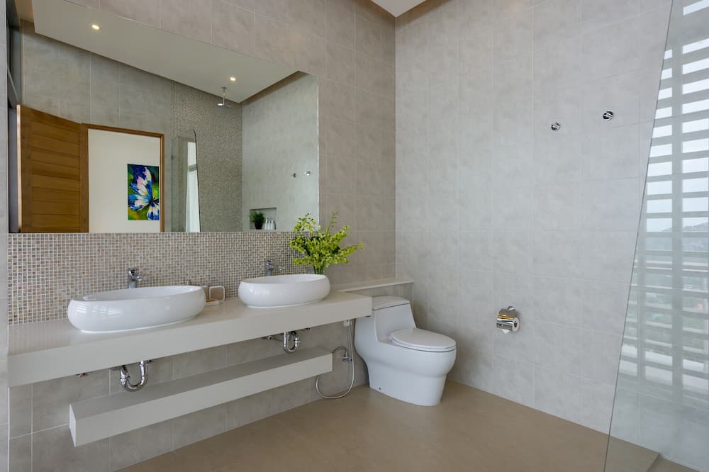 Photo of Bathroom in Plai Laem