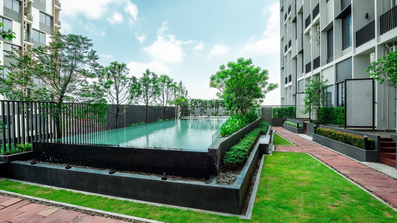 Photo of Outdoor in Khanna Yao