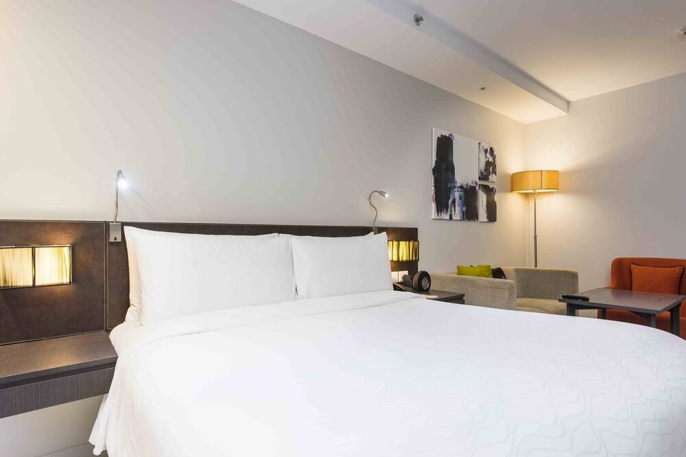 Photo of Bedroom in Bangkok Central Business District