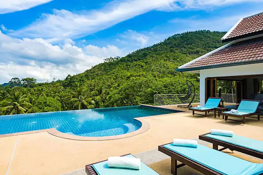 Photo of Outdoor in Thong Krut