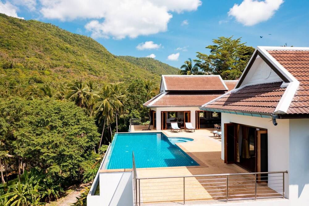 Photo of Outdoor in Thong Krut