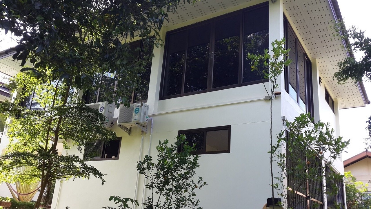 Photo of Outdoor in Wok Tum