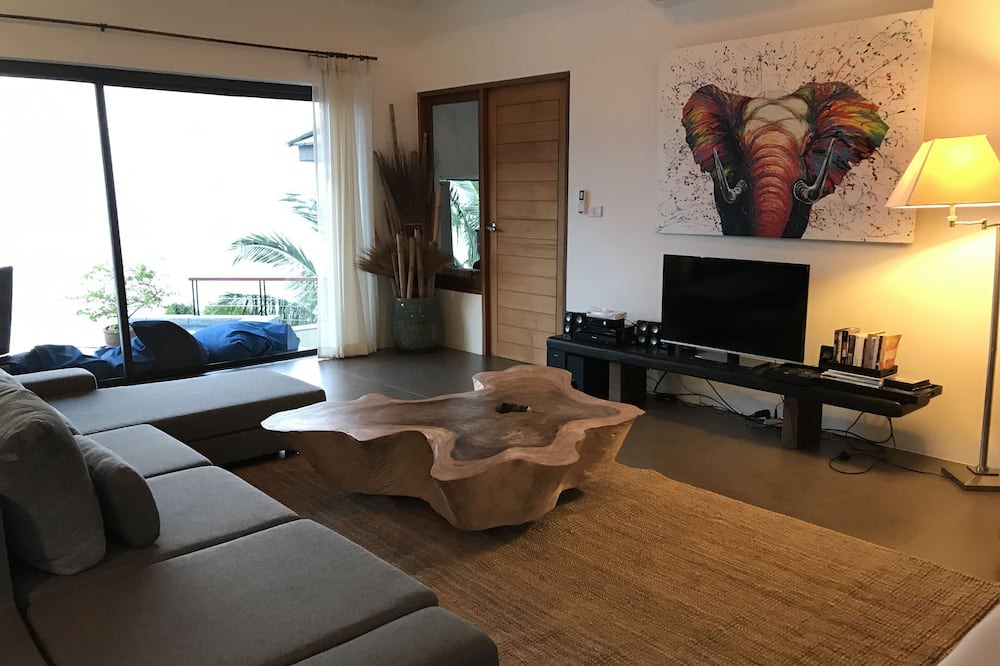 Photo of Livingroom in Mae Nam