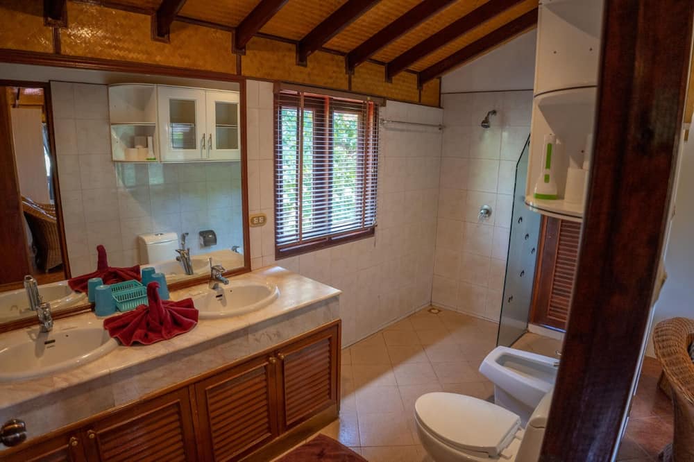 Photo of Bathroom in Bang Po