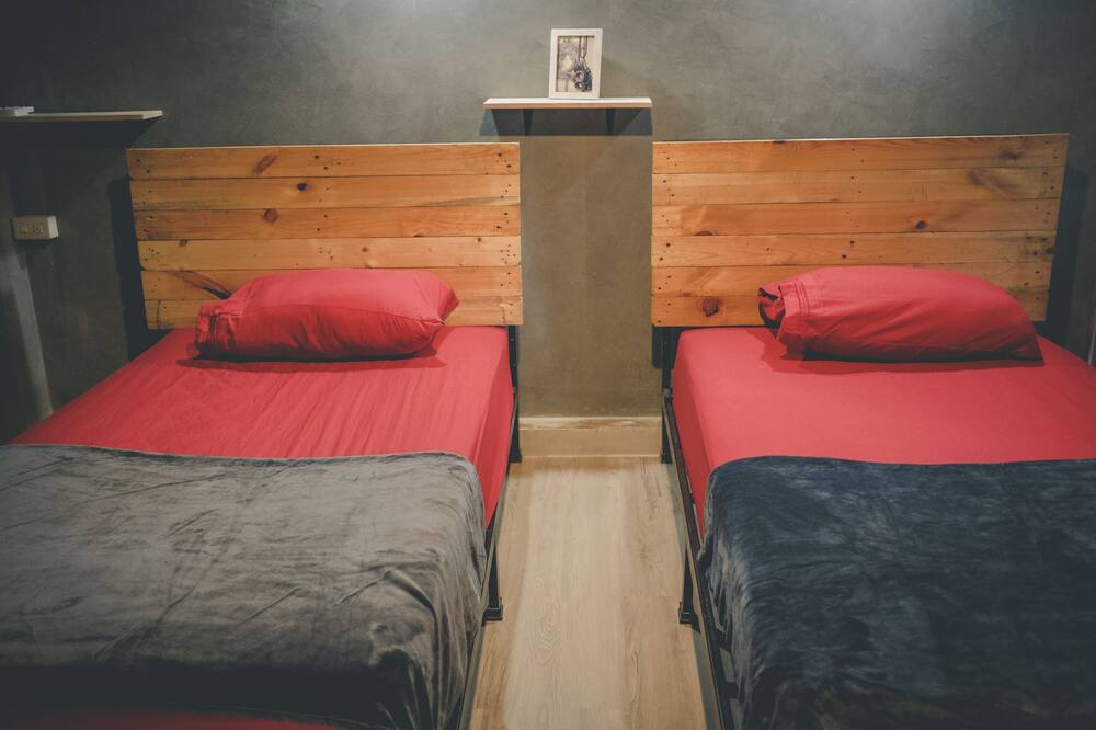 Photo of Bedroom in Huai Khwang