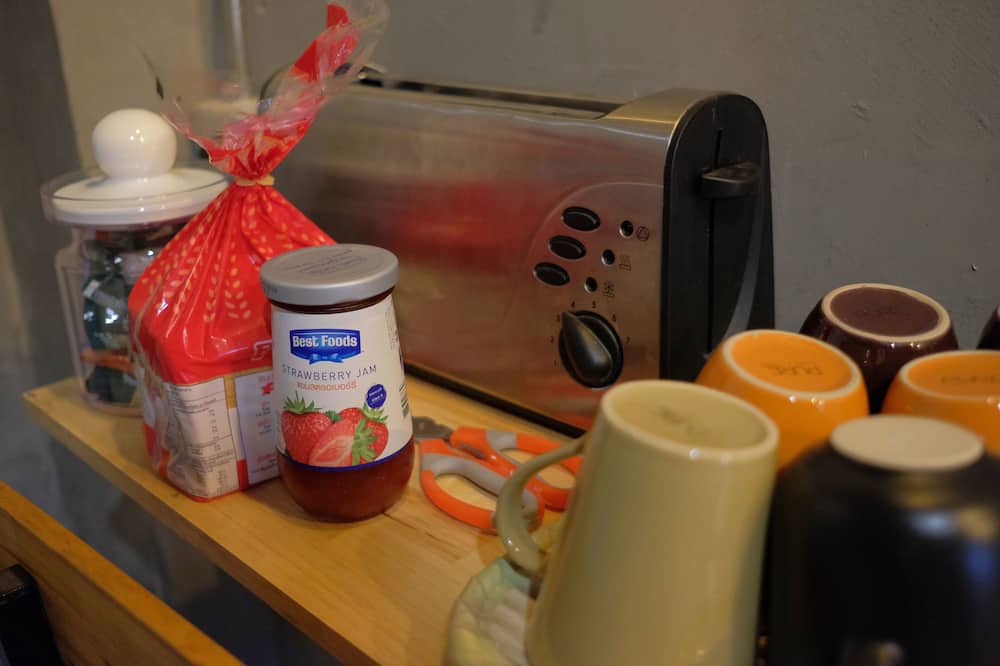Photo of Kitchen in Huai Khwang