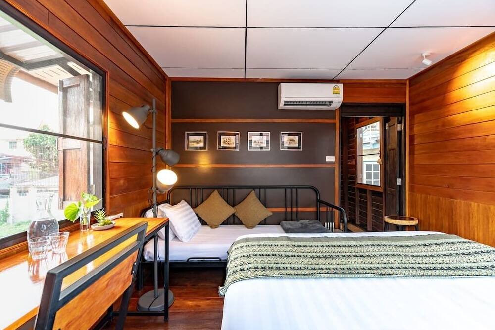 Photo of Bedroom in Khlong San