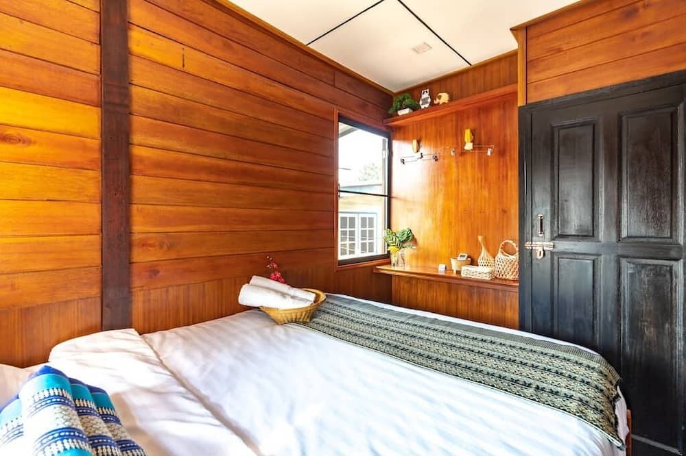 Photo of Bedroom in Khlong San