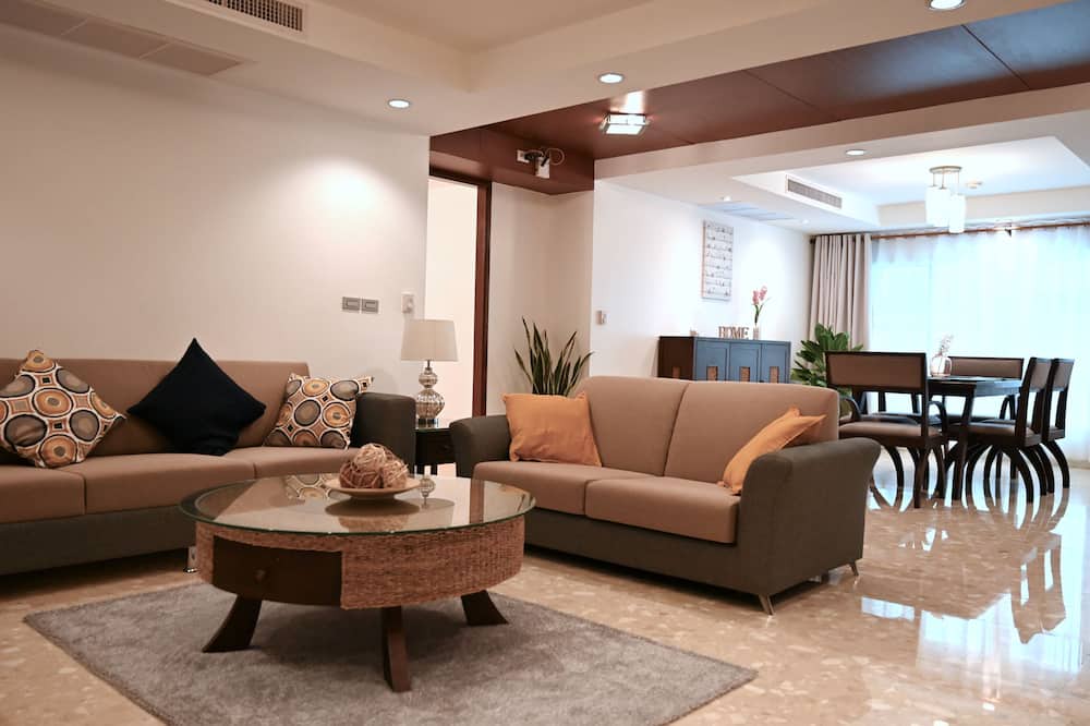 Photo of Livingroom in Nana