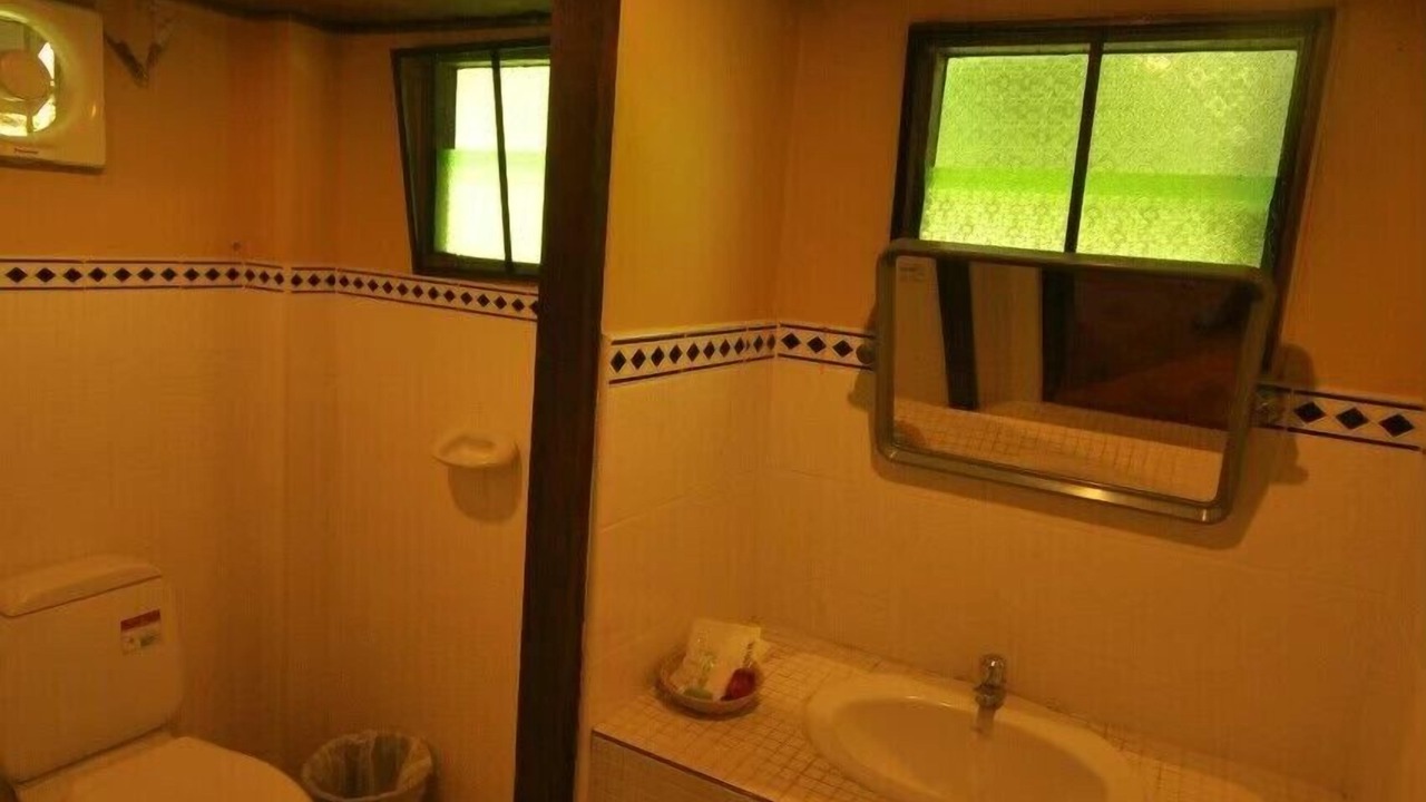 Photo of Bathroom in Sop Poeng