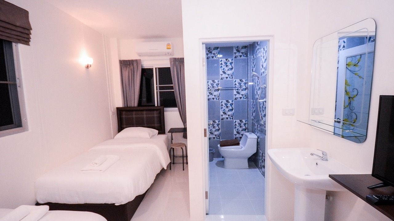 Photo of Bedroom in Wat Sam Phraya