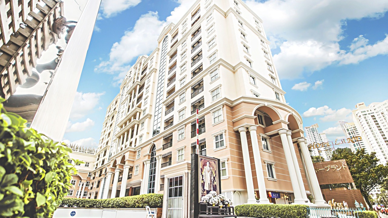 Photo of Outdoor in Bangkok Central Business District