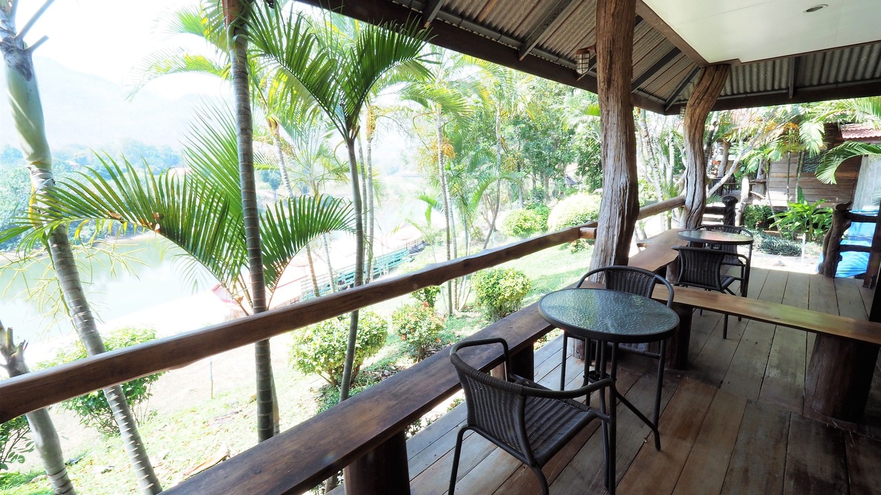 Photo of Patio Balcony in Tha Sao