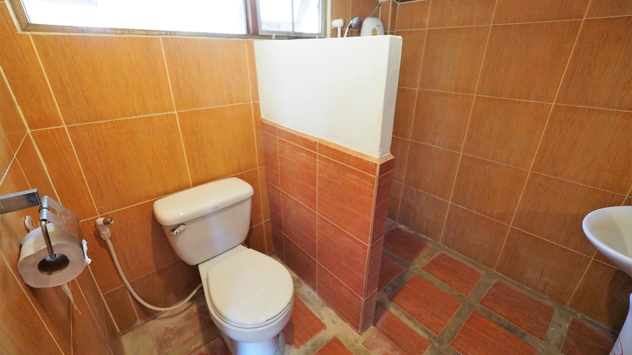 Photo of Bathroom in Tha Sao