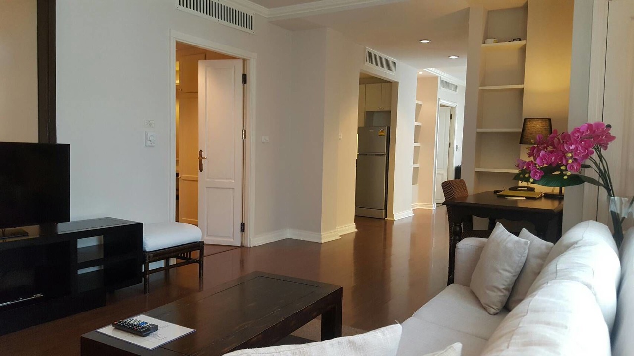 Photo of Bedroom in Embassy District