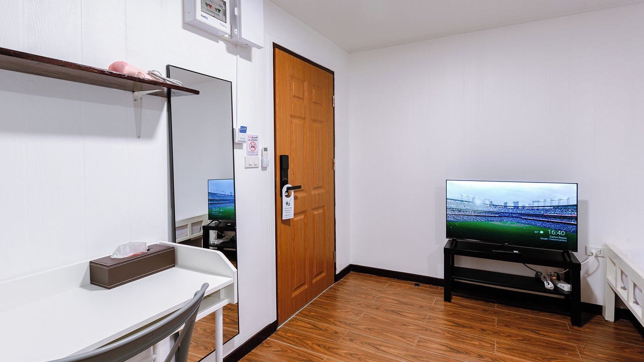 Photo of Bedroom in Pratunam