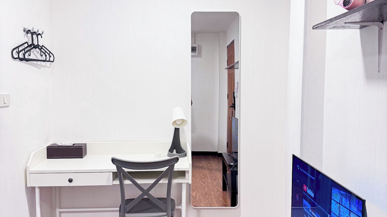 Photo of Bedroom in Pratunam