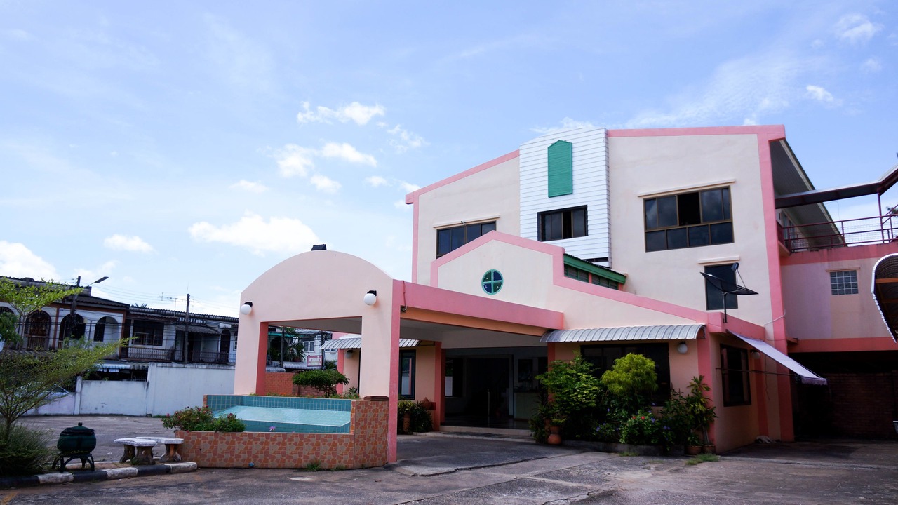 Photo of Outdoor in Makham Tia