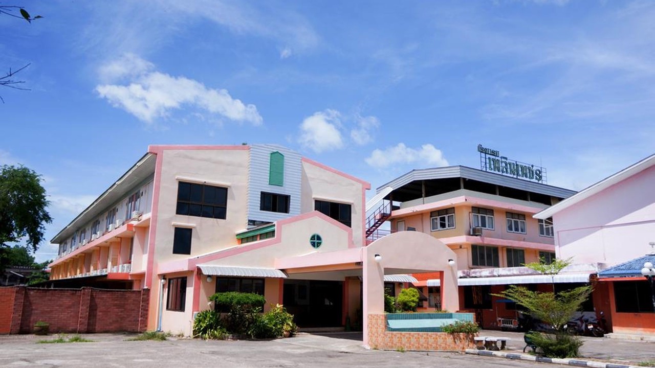 Photo of Outdoor in Makham Tia
