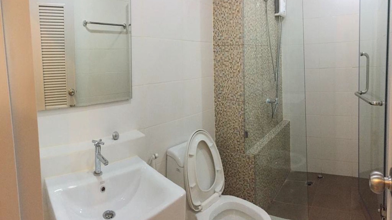 Photo of Bathroom in Hua Mak