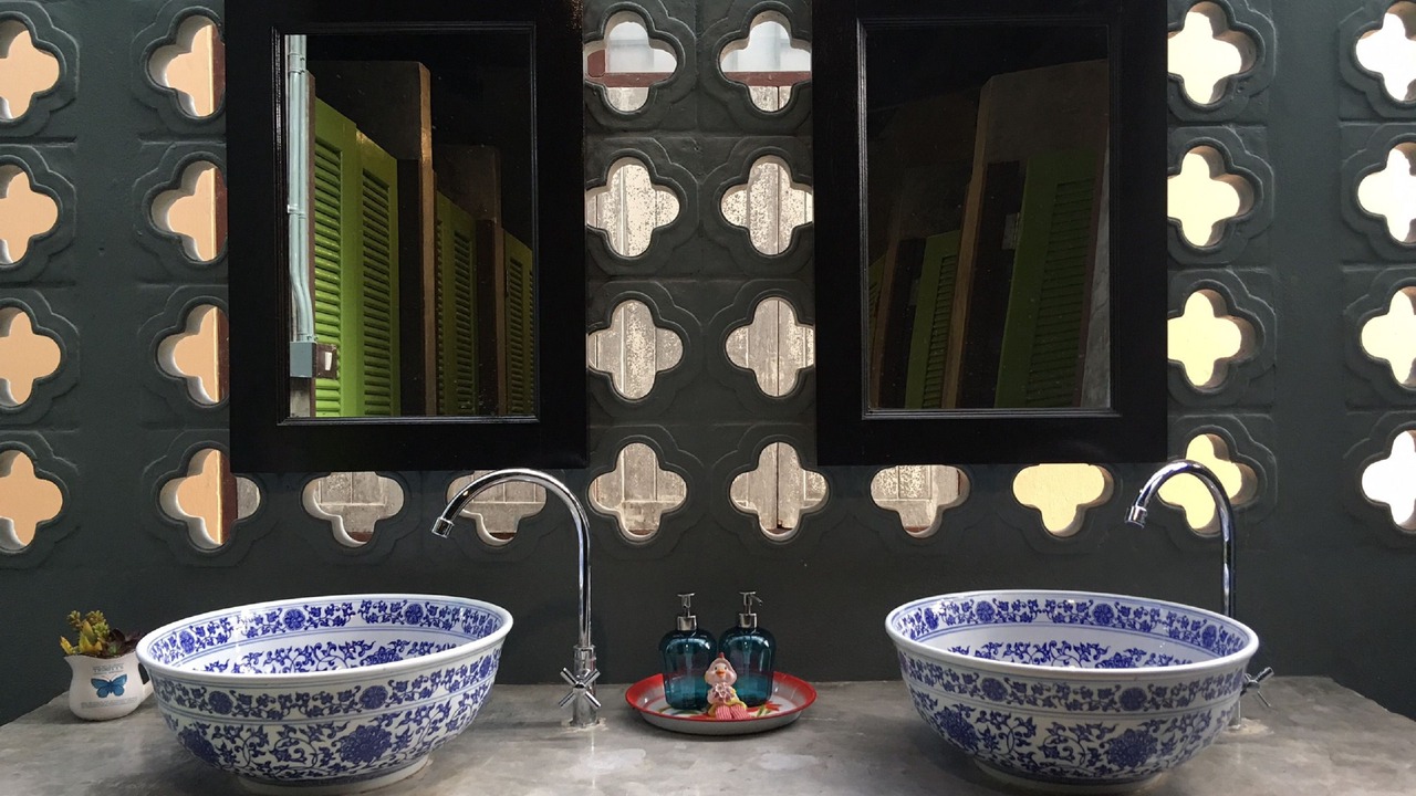 Photo of Bathroom in Pak Nam