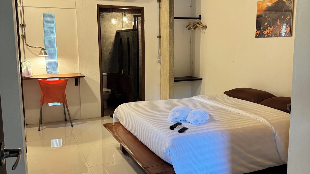 Photo of Bedroom in Phra Luang
