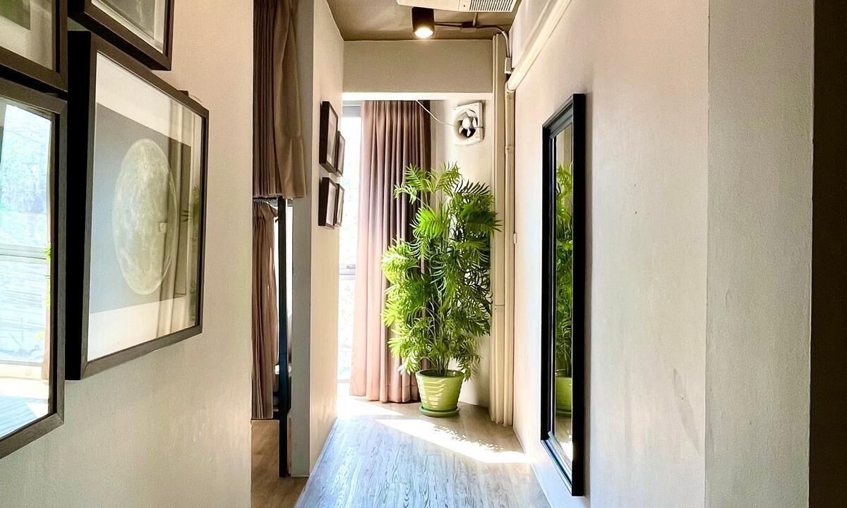 Photo of Bathroom in Thanon Phetchaburi