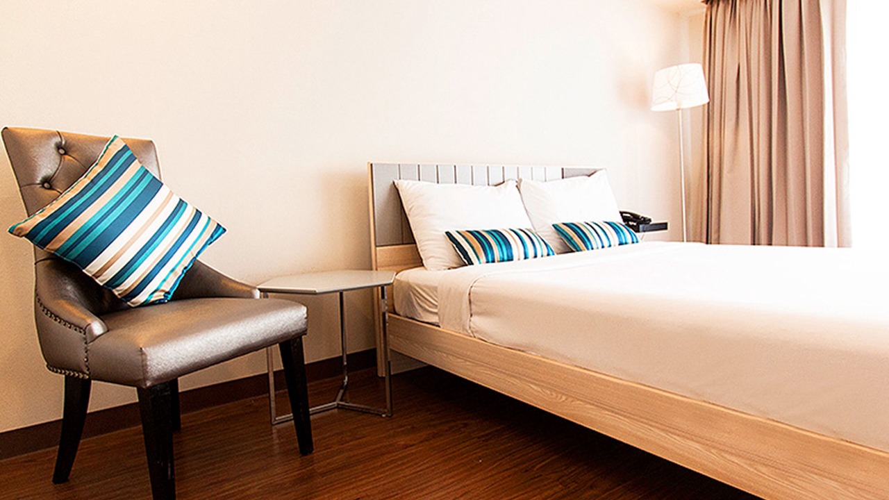 Photo of Bedroom in Thanon Phetchaburi